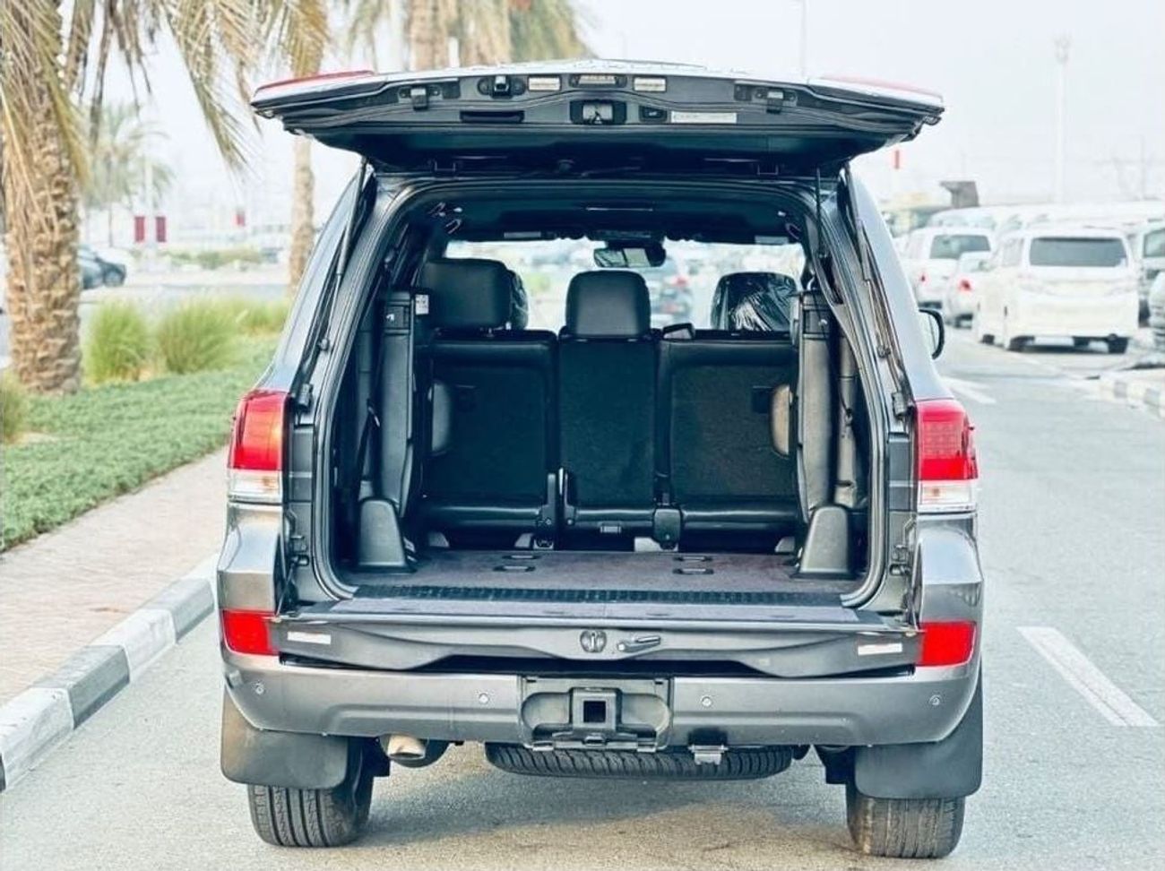 Toyota Land Cruiser 2018 VX RHD Diesel Engine Full Option Very Clean Title