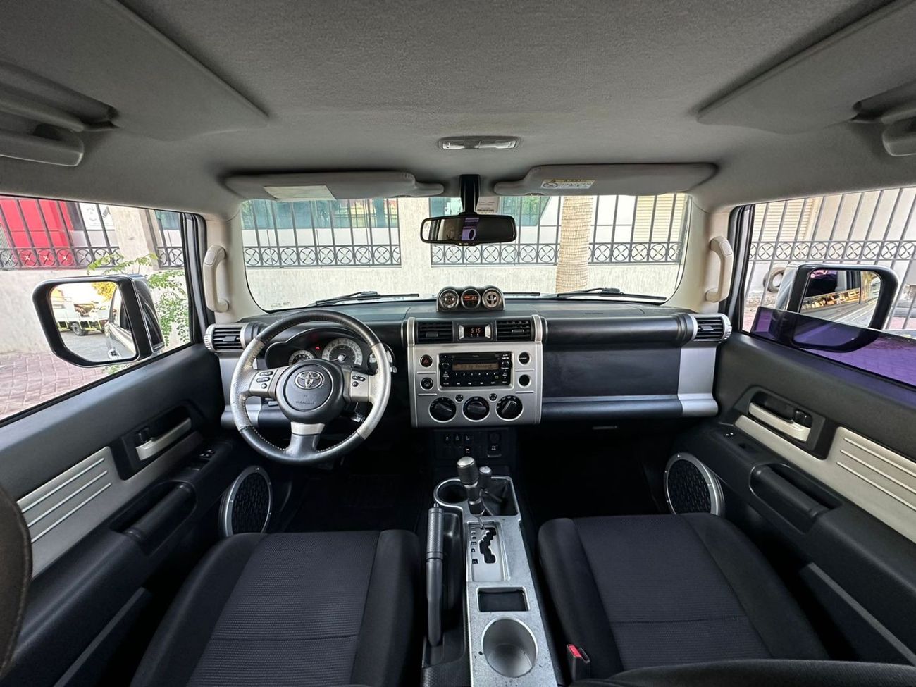 تويوتا إف جي كروزر VXR