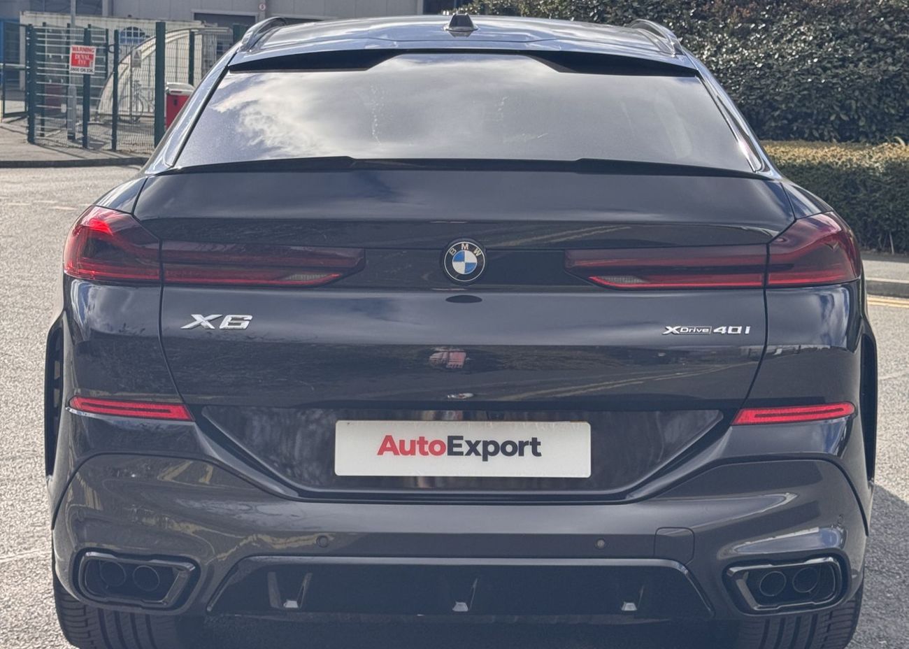 بي أم دبليو X6 XDrive40i M Sport Right Hand Drive