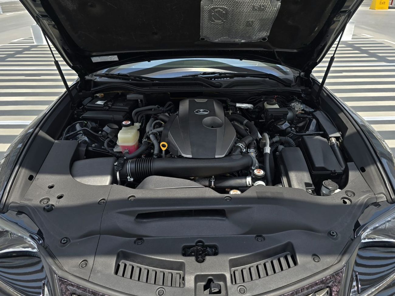 Lexus RC 200 F SPORT