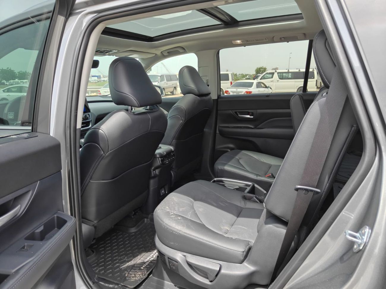 تويوتا جراند هايلاندر 2026 TOYOTA GRAND HIGHLANDER LIMITED PETROL CANADIAN SPEC