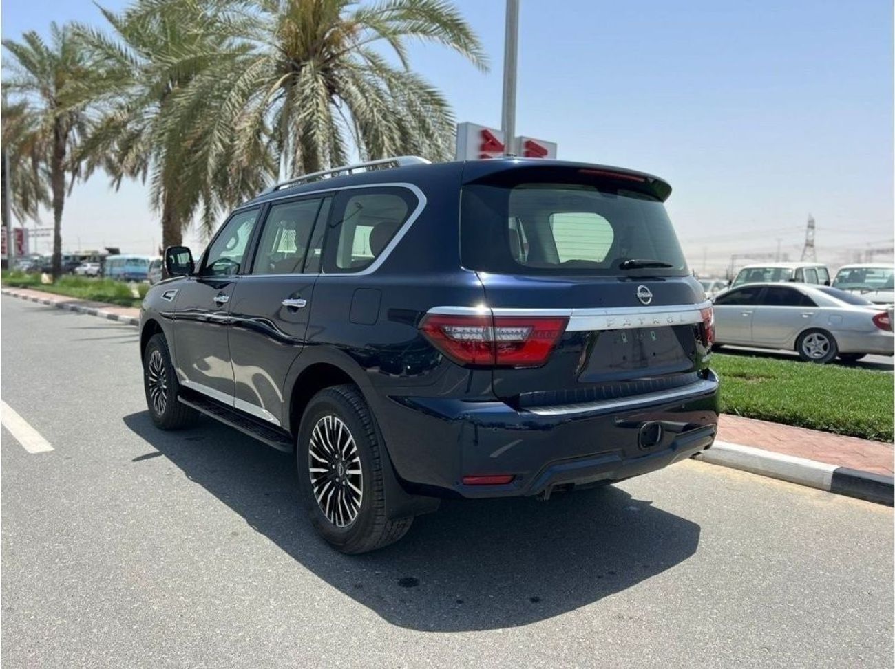 Nissan Patrol Patrol Platinum 4.0L 2023 Fully options (EXPORT ONLY)