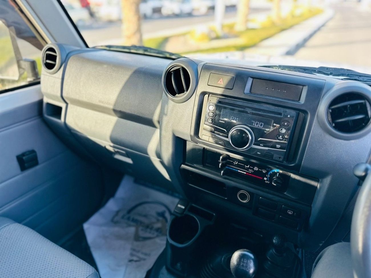 Toyota Land Cruiser 70 Toyota Land Cruiser hardtop 2015 full options 5 door