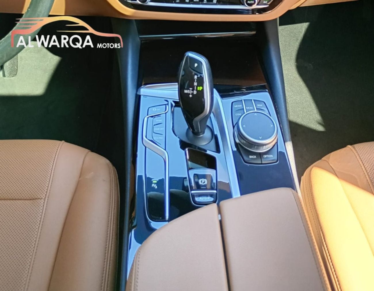 بي أم دبليو 520i Middle East Edition 2.0L