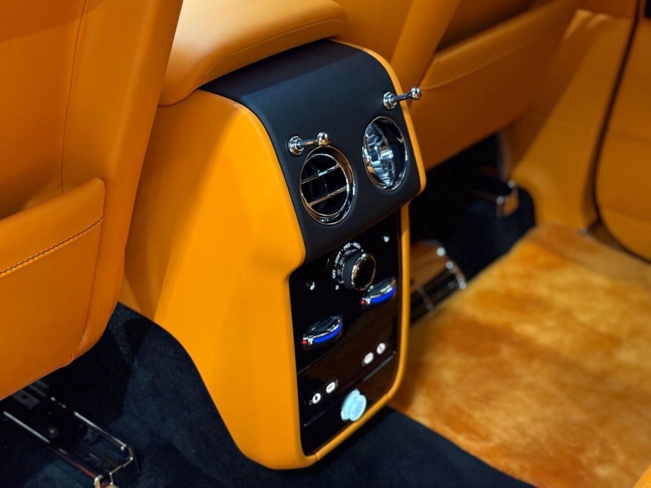 رولز رويس كولينان STD 2025 ROLLS ROYCE CULLINAN | BRAND NEW | 6.75L TWIN-TURBO V12 | 1,250 KM | NO ACCIDENT | EUROPEAN