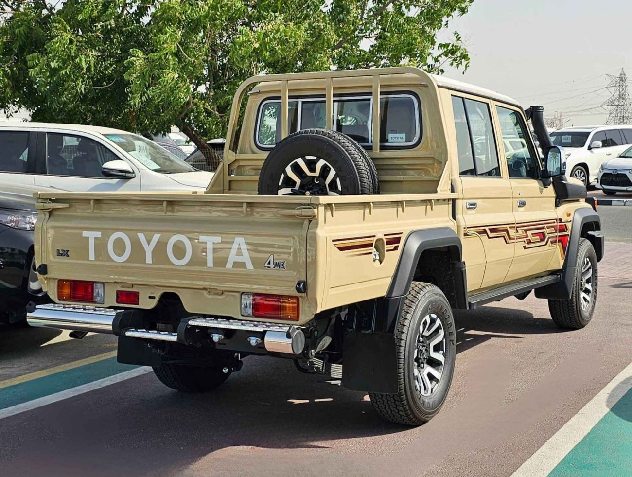 تويوتا لاند كروزر بيك آب LX-Z1 DOUBLE CABIN / 2.8L V4 DIESEL / A/T/ LEATHER SEATS / DIFF LOCKS / 4WD (CODE#LX-Z1)
