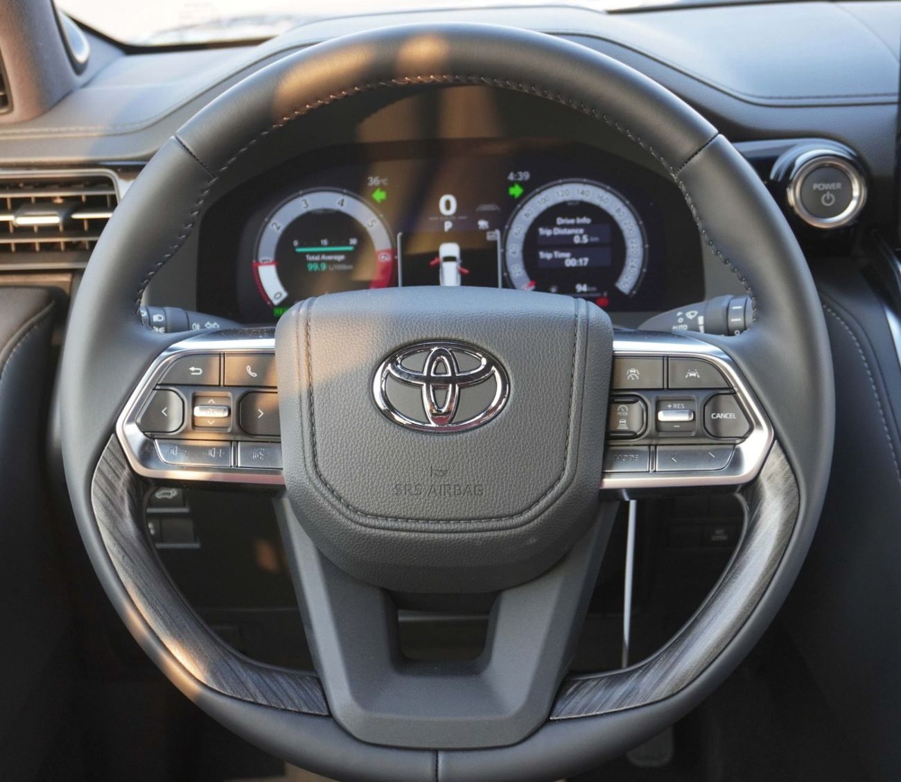 تويوتا لاند كروزر 3.5T VXR Hybrid