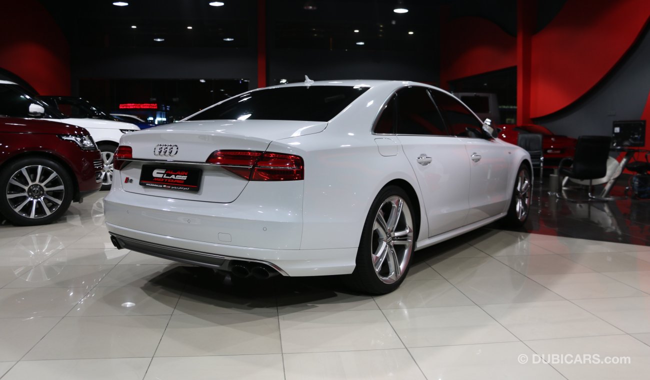 Audi S8