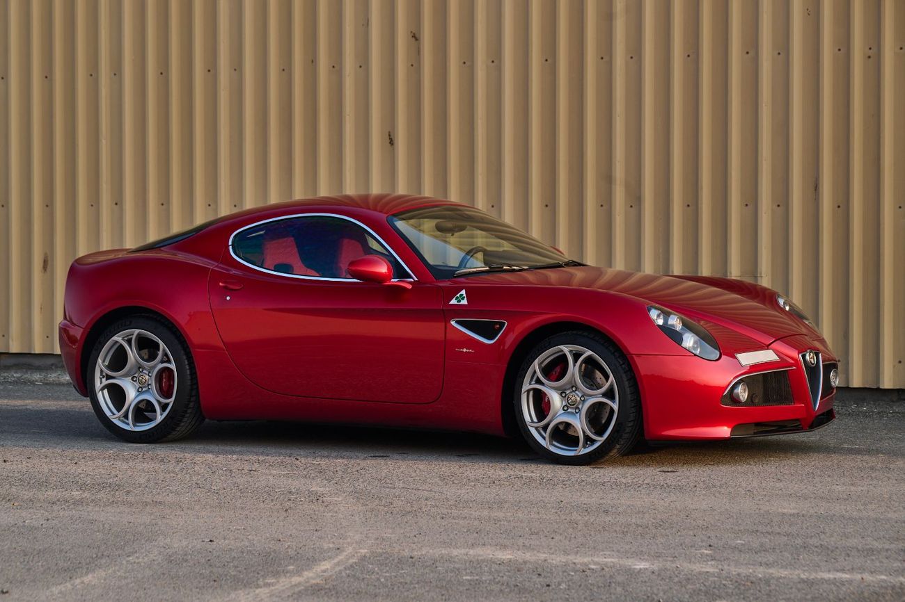 Alfa Romeo 8C