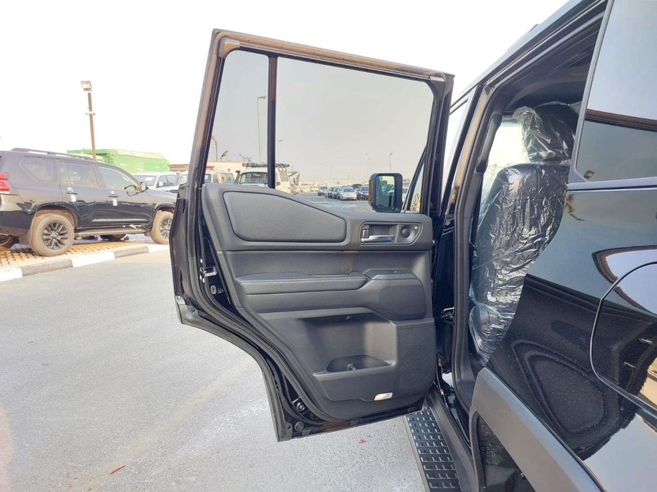 Toyota Land Cruiser TOYOTA LAND CRUISER SUV RHD 2025 MODEL 2.8 L DIESEL AUTOMATIC(PM22050)