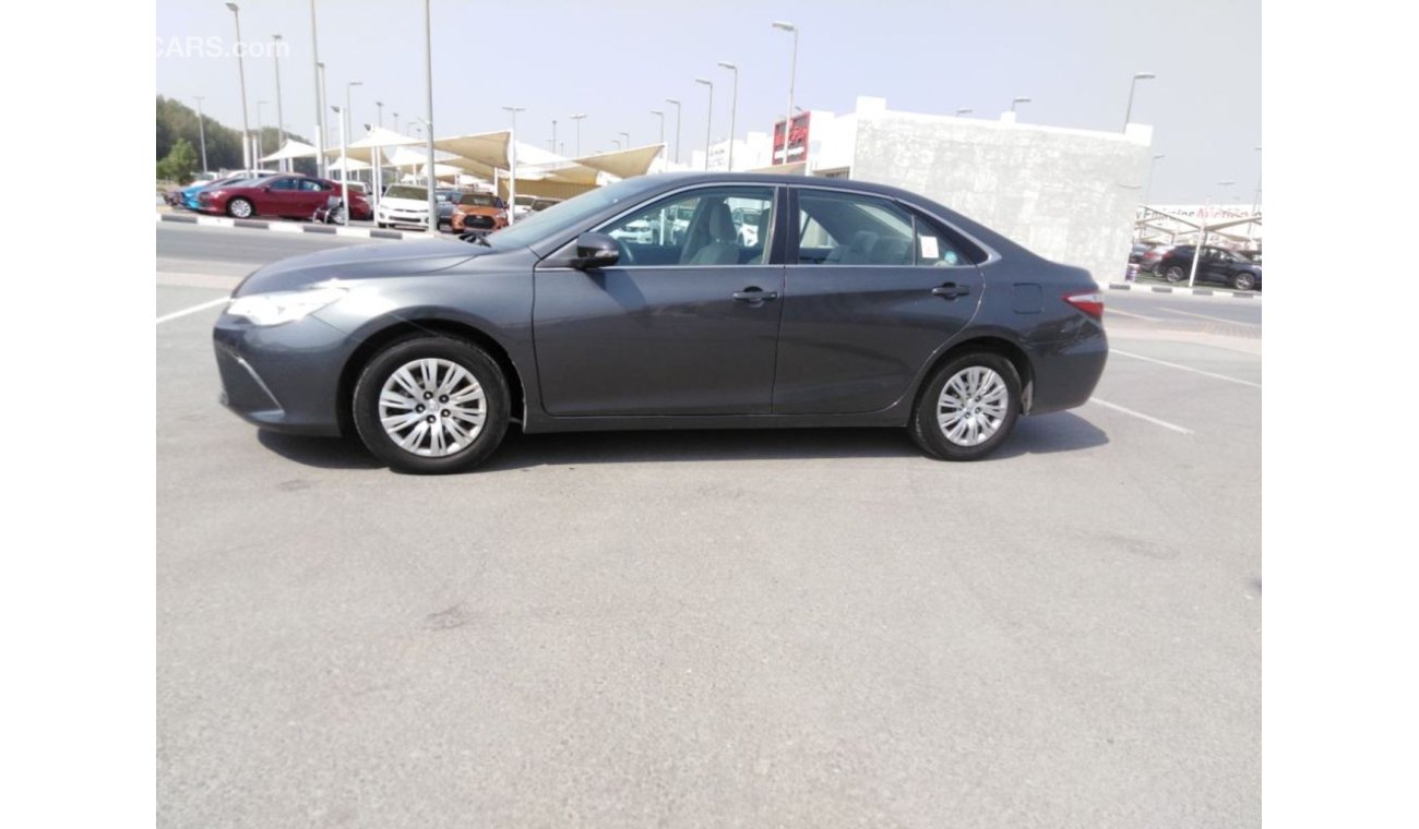 Toyota Camry Toyota camry 2016 GCC,,,, Cruise control,,, very celen car for sale