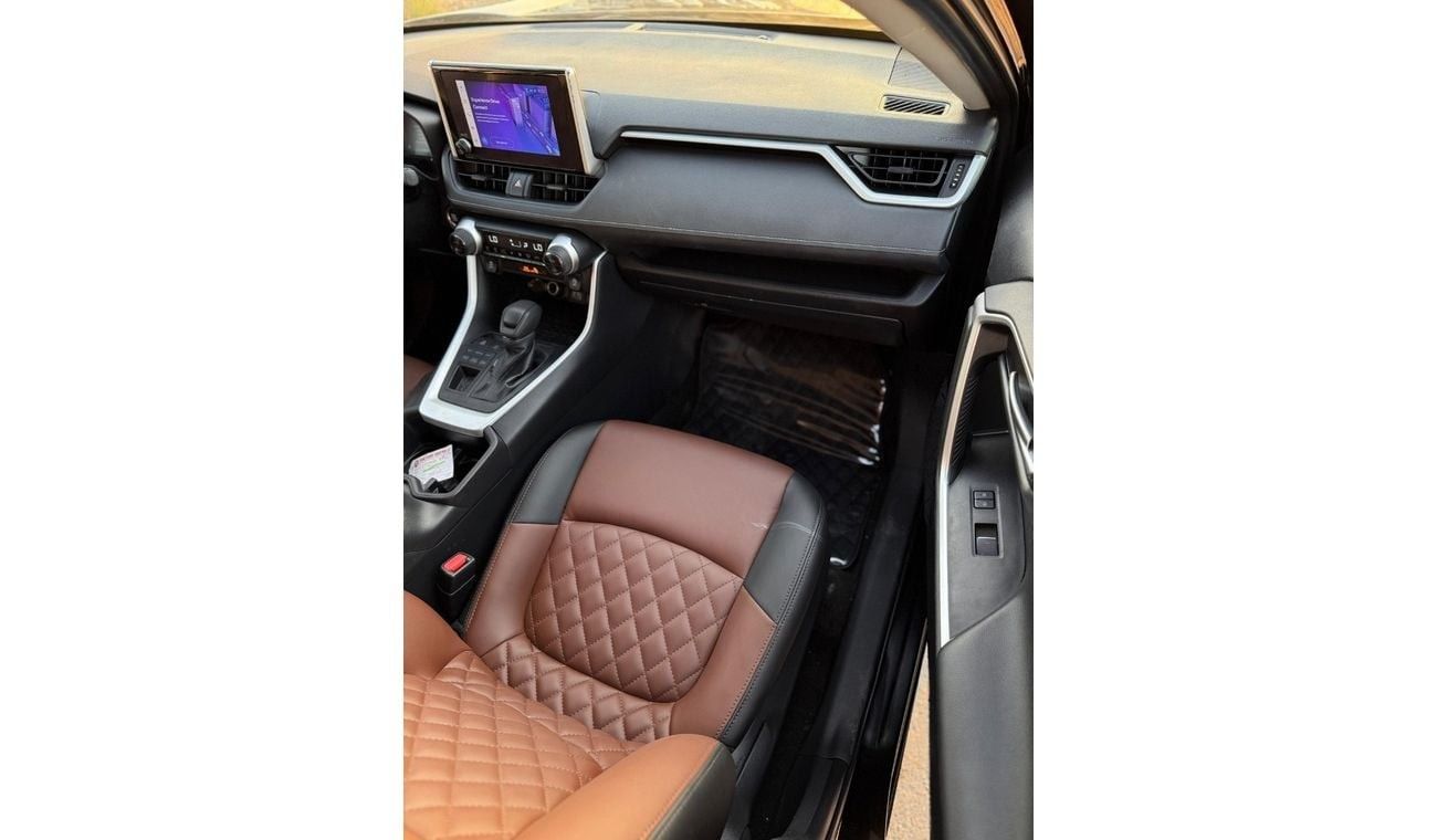 Toyota RAV4 TOYOTA RAV4 XLE 2023