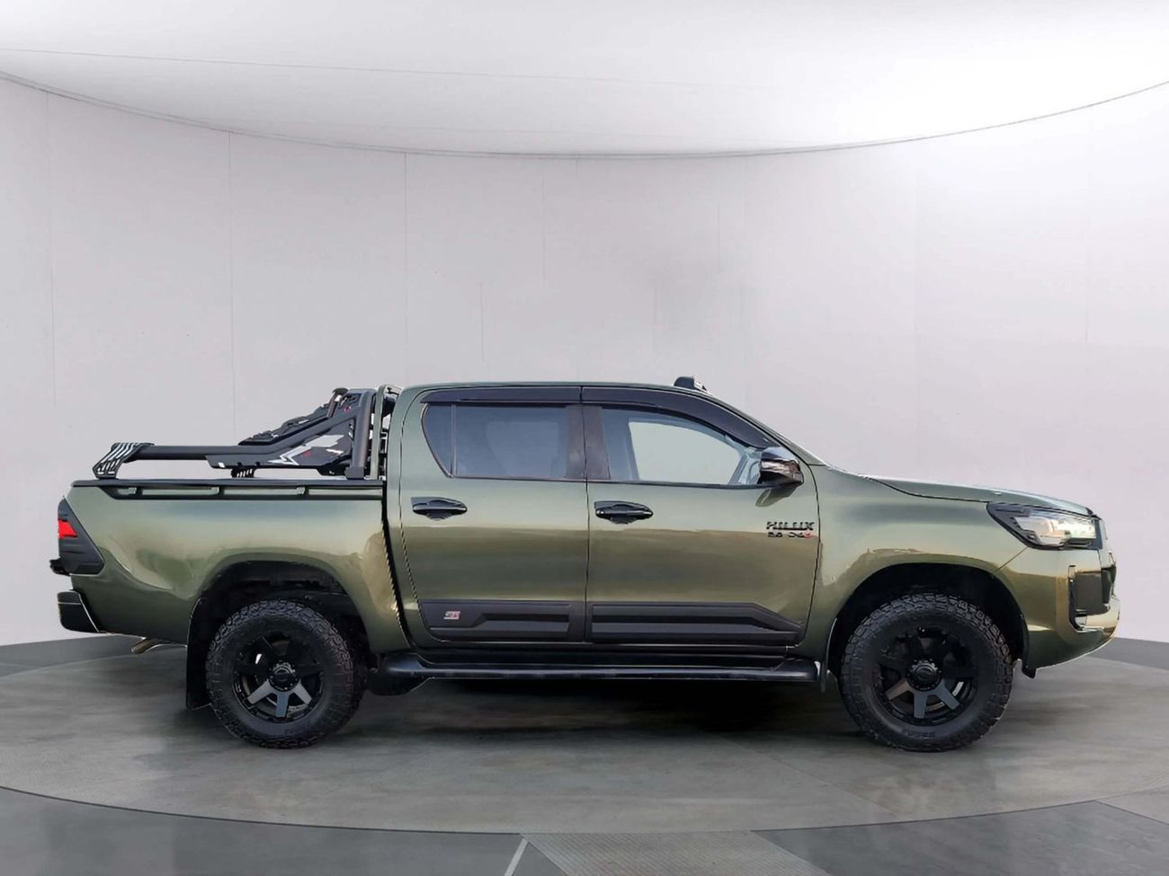 Toyota Hilux 4X4 Diesel 2.8L Right Hand Drive (RHD)