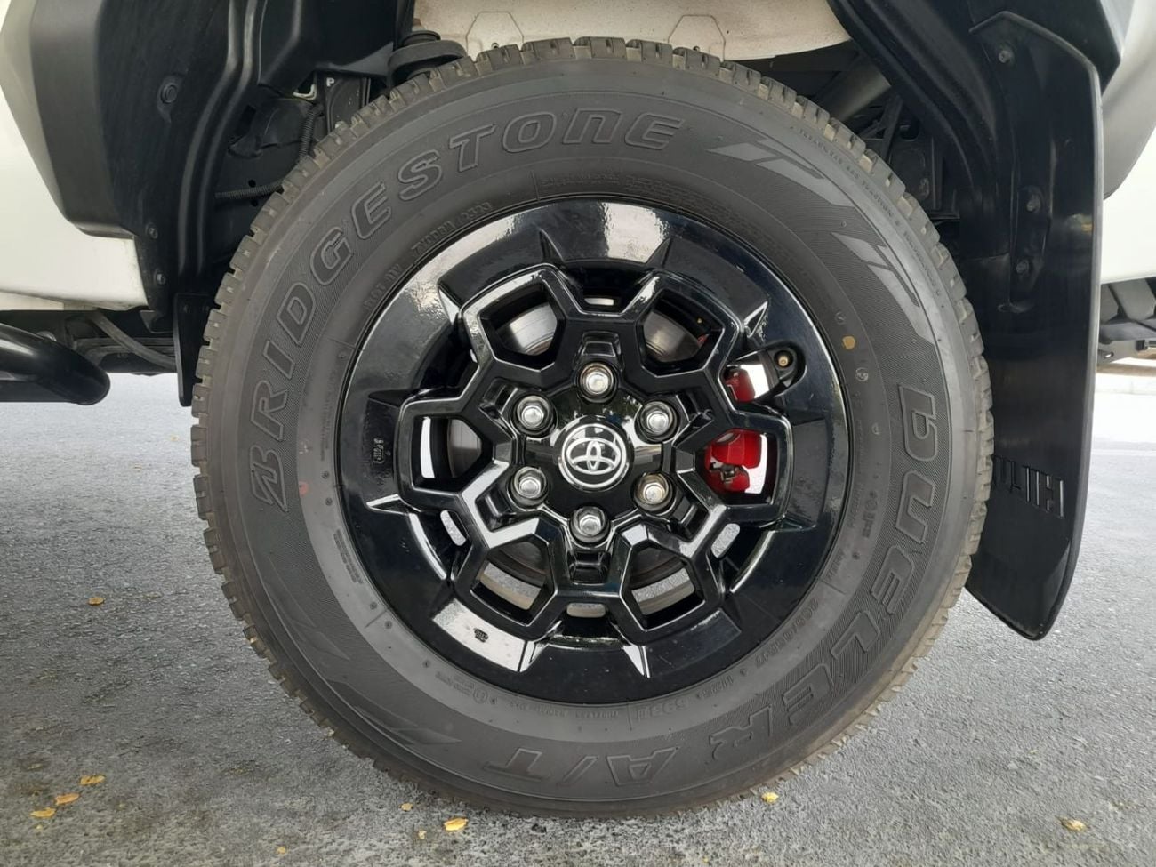 Toyota Hilux GR Sport 2.8L Right-Hand drive Sport 2.8L