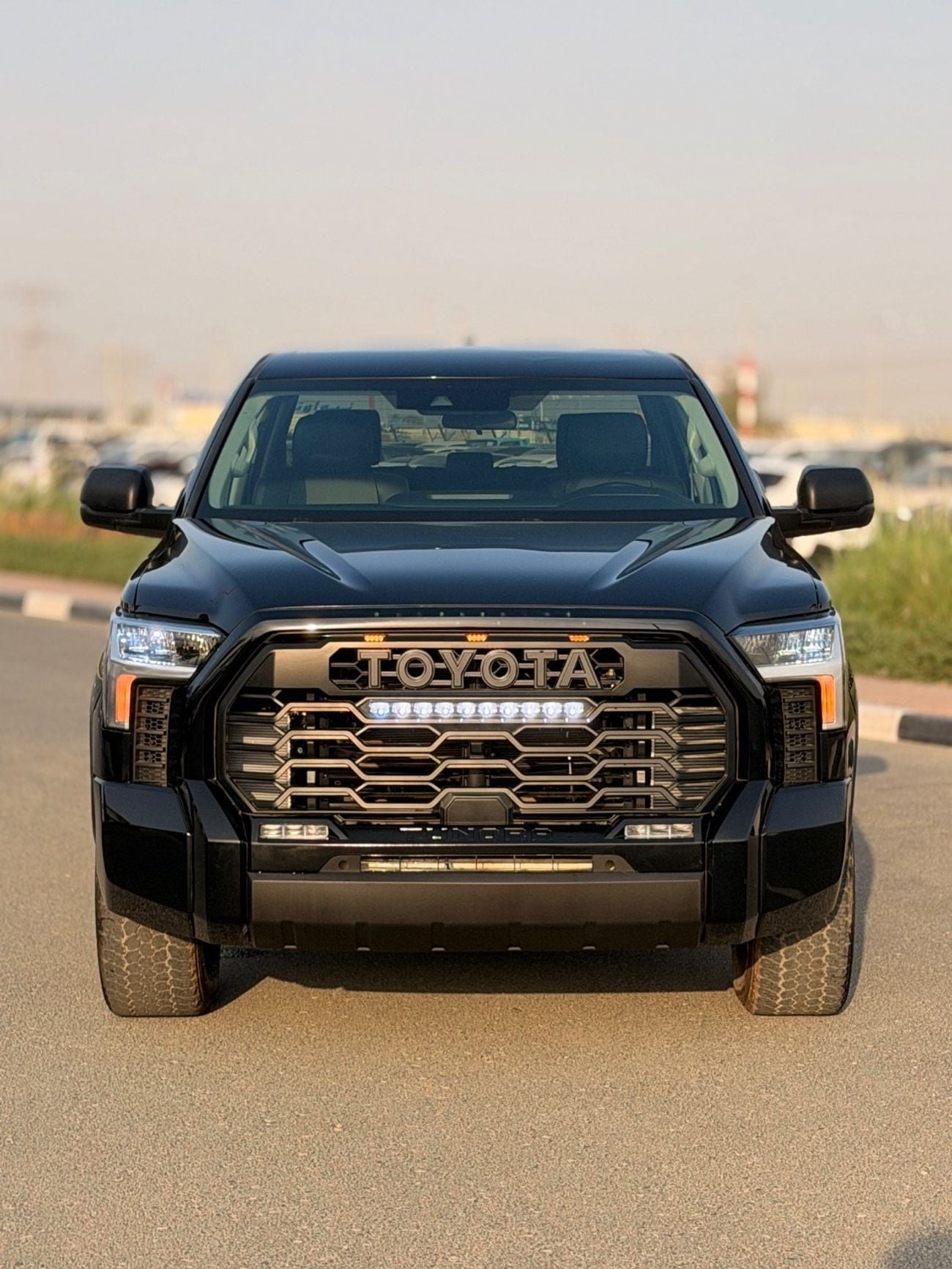 تويوتا تاندرا SR5 4WD Premium 2024