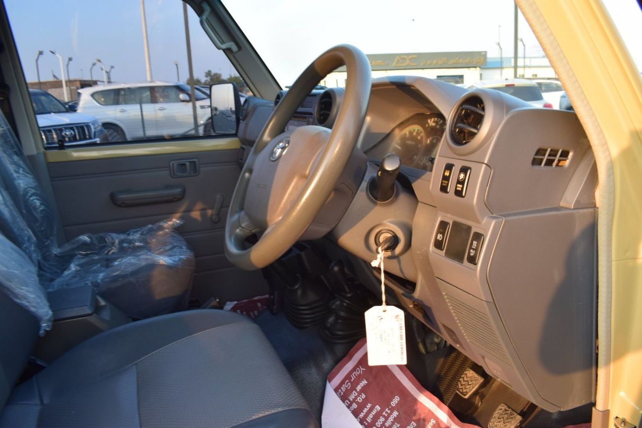 Toyota Land Cruiser 70 GXL