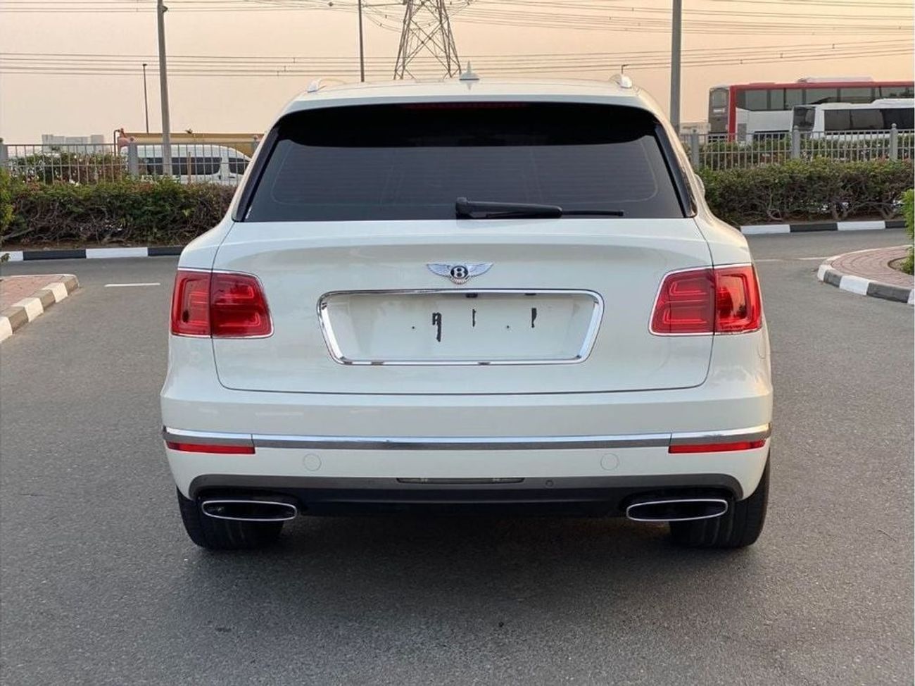 Bentley Bentayga Std GCC SPEC NEAT AND CLEAN