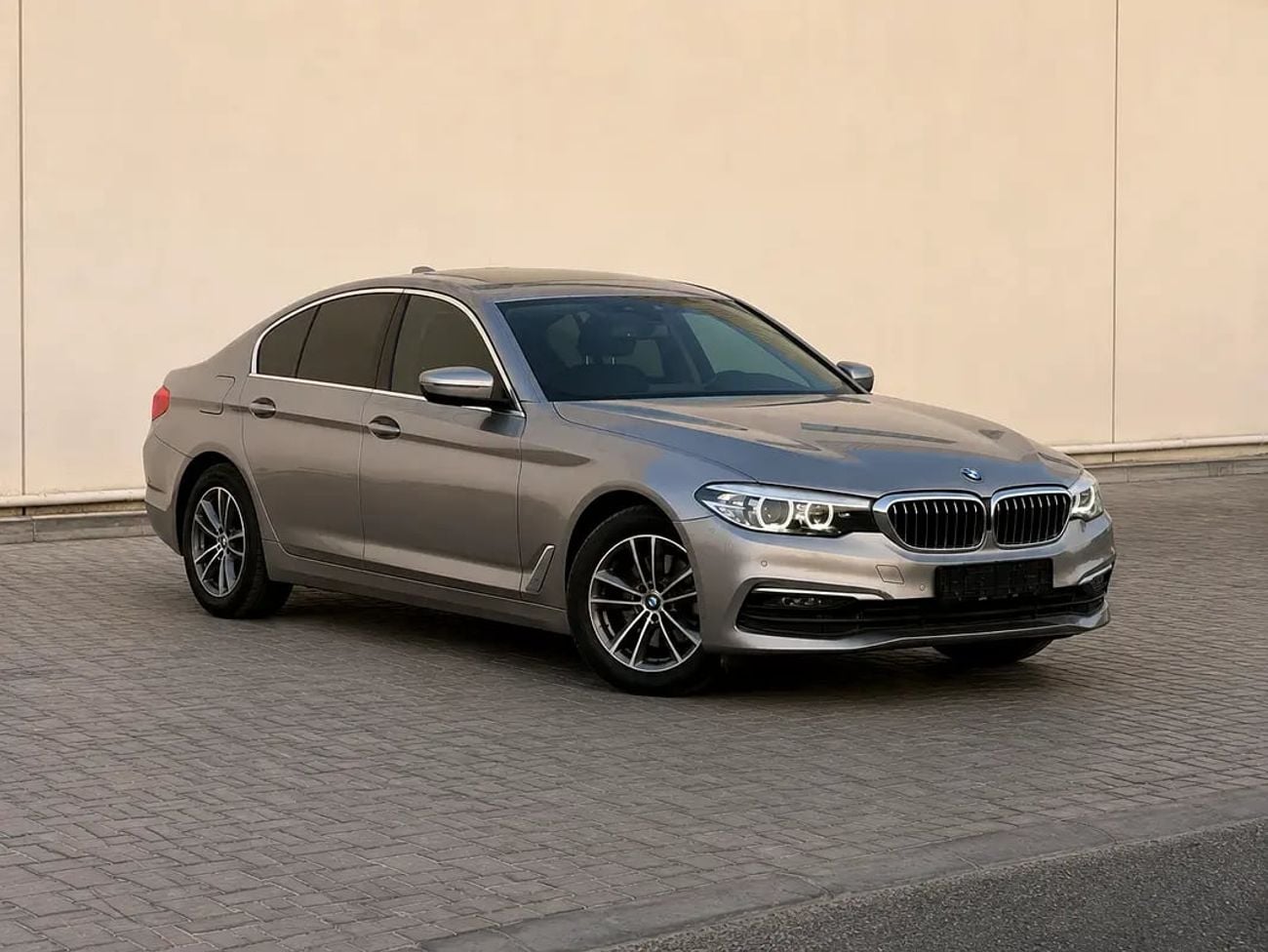 BMW 520i 520i Exclusive | GCC Specs | Low Mileage