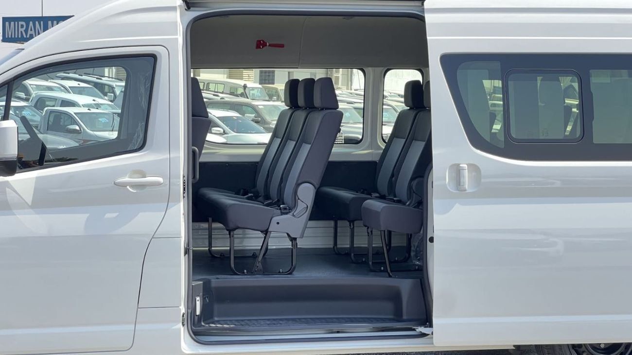 تويوتا هاياس DLS -High Roof Commuter 2.8L M/T