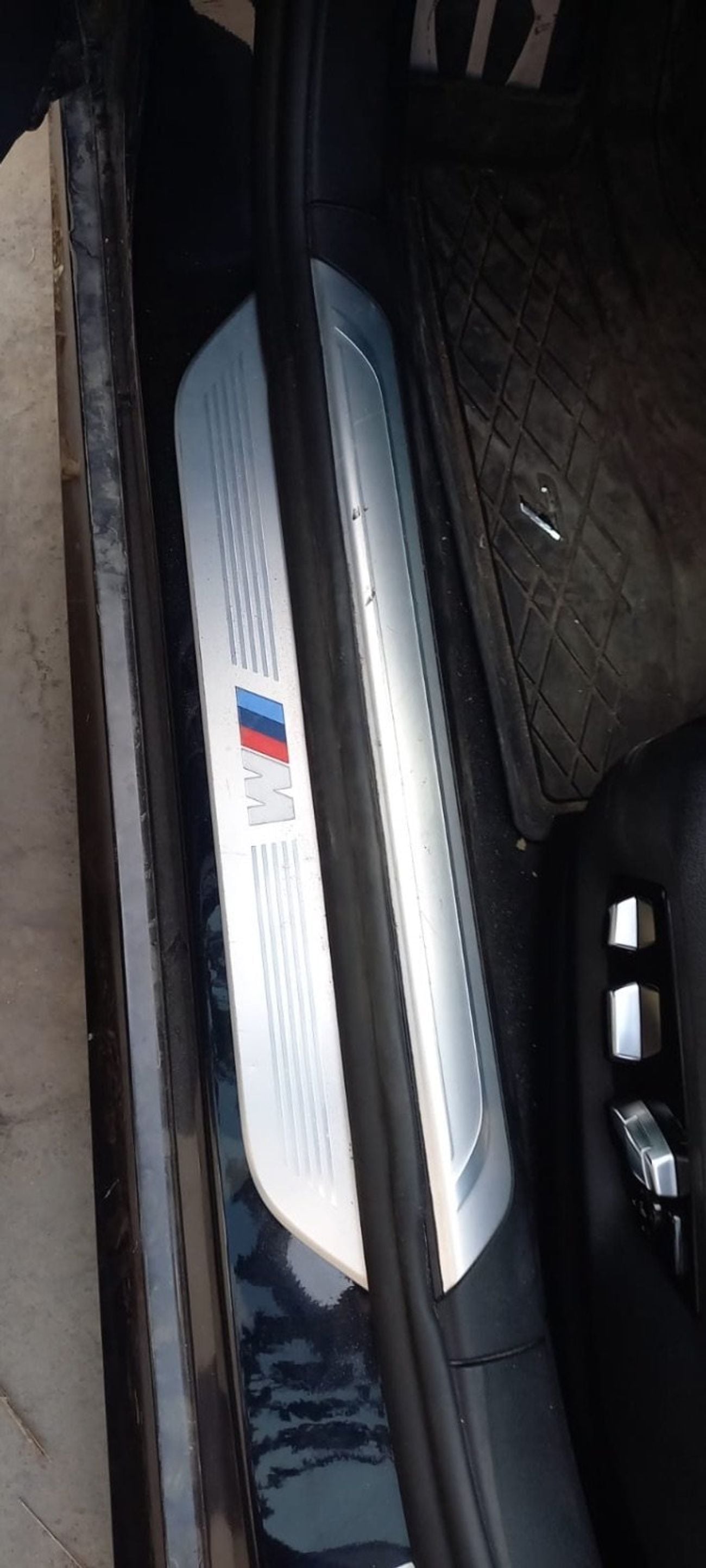 بي أم دبليو 750i Warranty 2 y