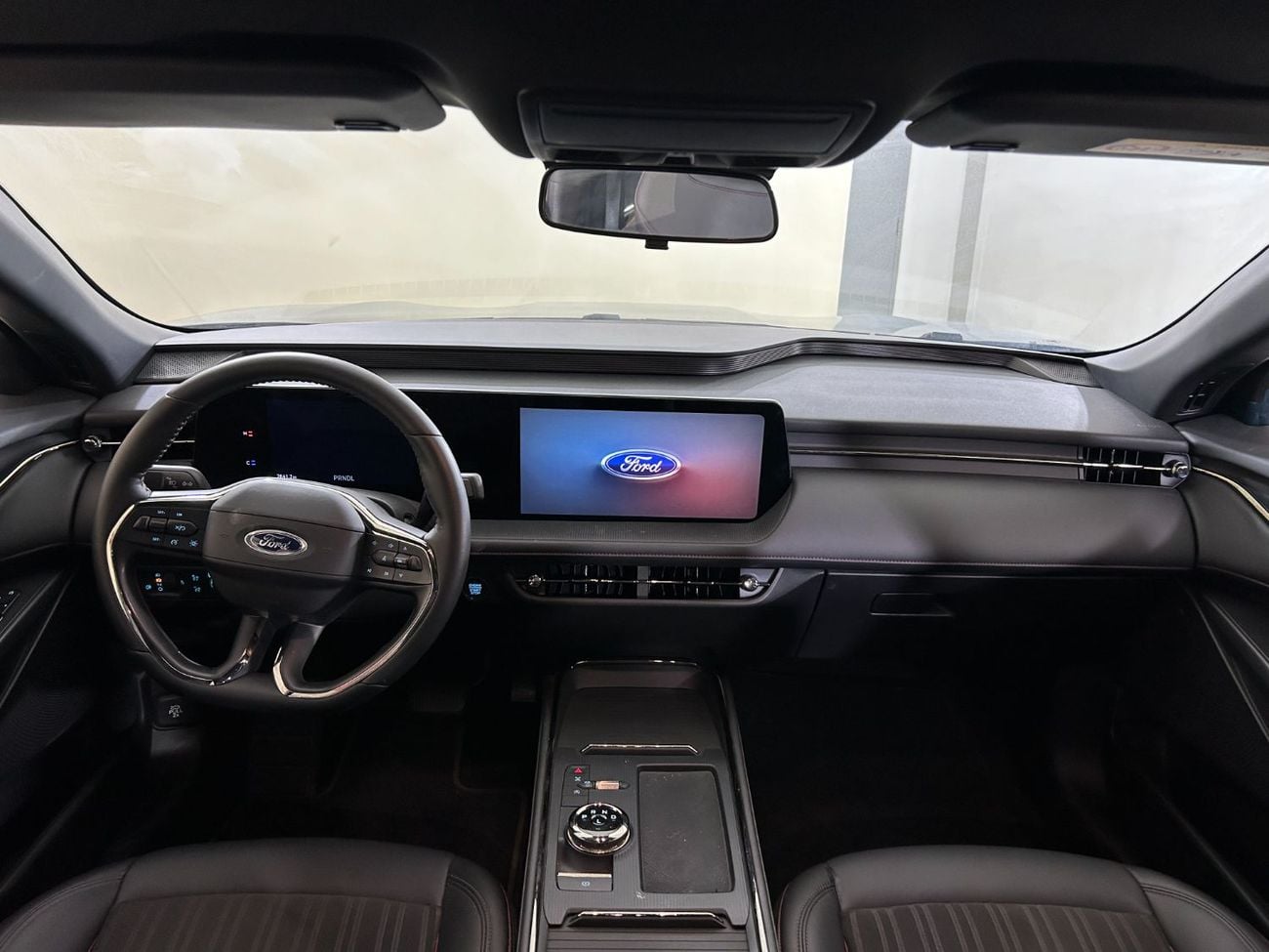 Ford Taurus Trend TPC2223 / AL TAYER MOTORS / AL QOUZ SHOWROOM