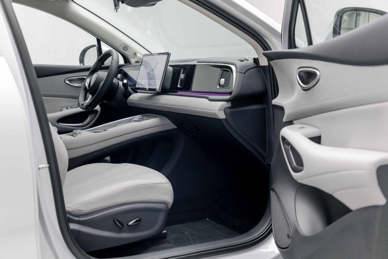بي واي دي سيليون 05 INTELLIGENT NAVIGATION EV Intelligent Navigation - Sea White Inside White | Export Only