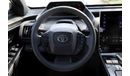 Toyota bZ4X 2022 Toyota bZ4X X-Mode Pro AWD - White inside grey