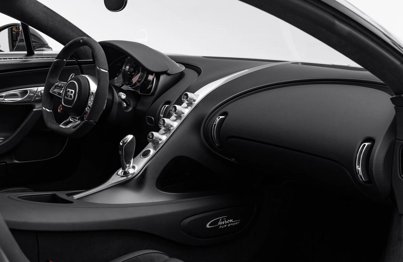 بوغاتي شيرون 8.0L W16 Quad-Turbo Engine | Warranty