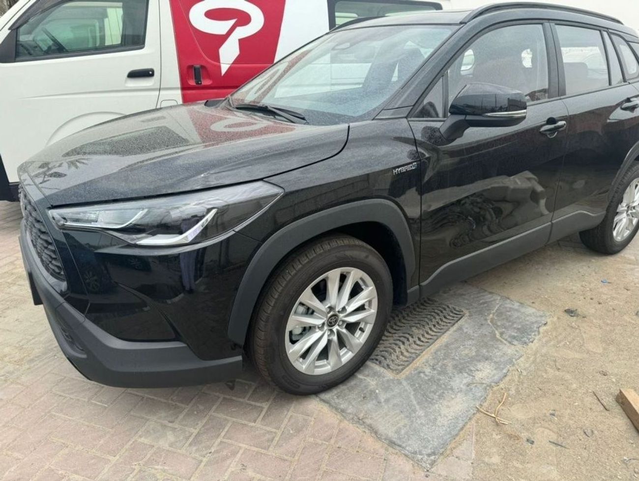 Toyota Corolla Cross 2.0L HYBRID FULL OPTION LEATHER SEATS SUNROOF 2025