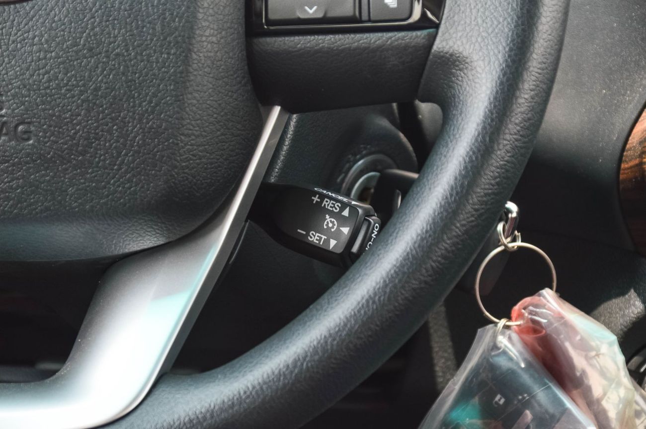 Toyota Hilux TOYOTA HILUX 2.4L 4WD DIESEL PICKUP 2025