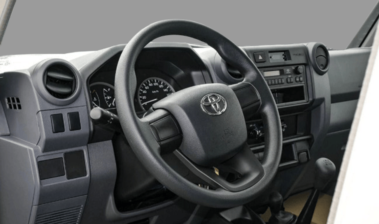 Toyota Land Cruiser Pick Up ECTGEN007 - 2025 Toyota LC79 Double Cab Pick Up - 4.2L Diesel Manual - White