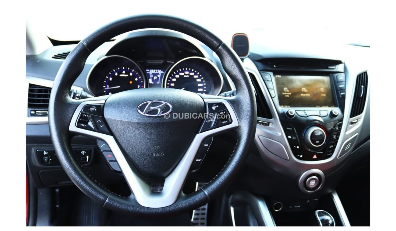Hyundai Veloster Sport Hyundai Veloster 2013 GCC full option in excellent condition