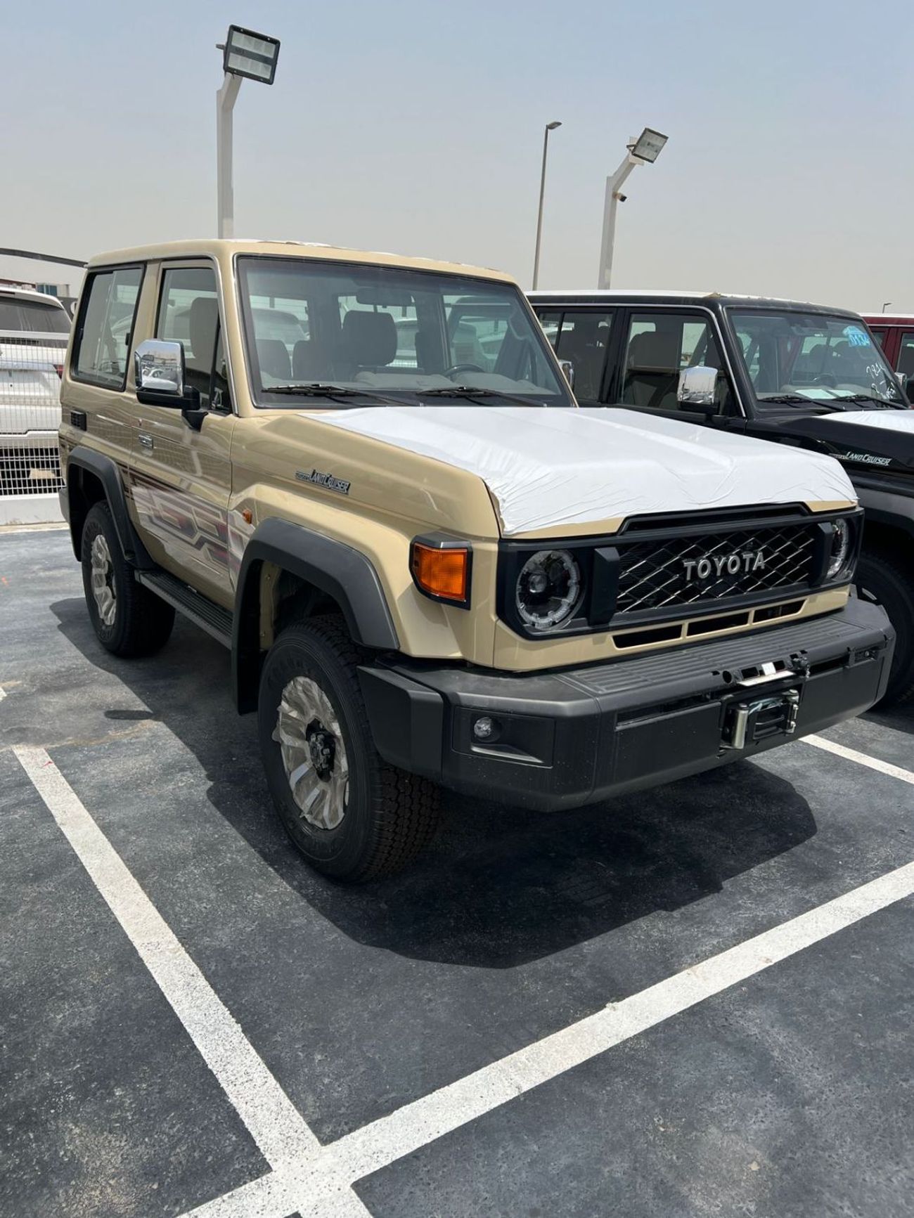 Toyota Land Cruiser 70 LX 4.0 L V6