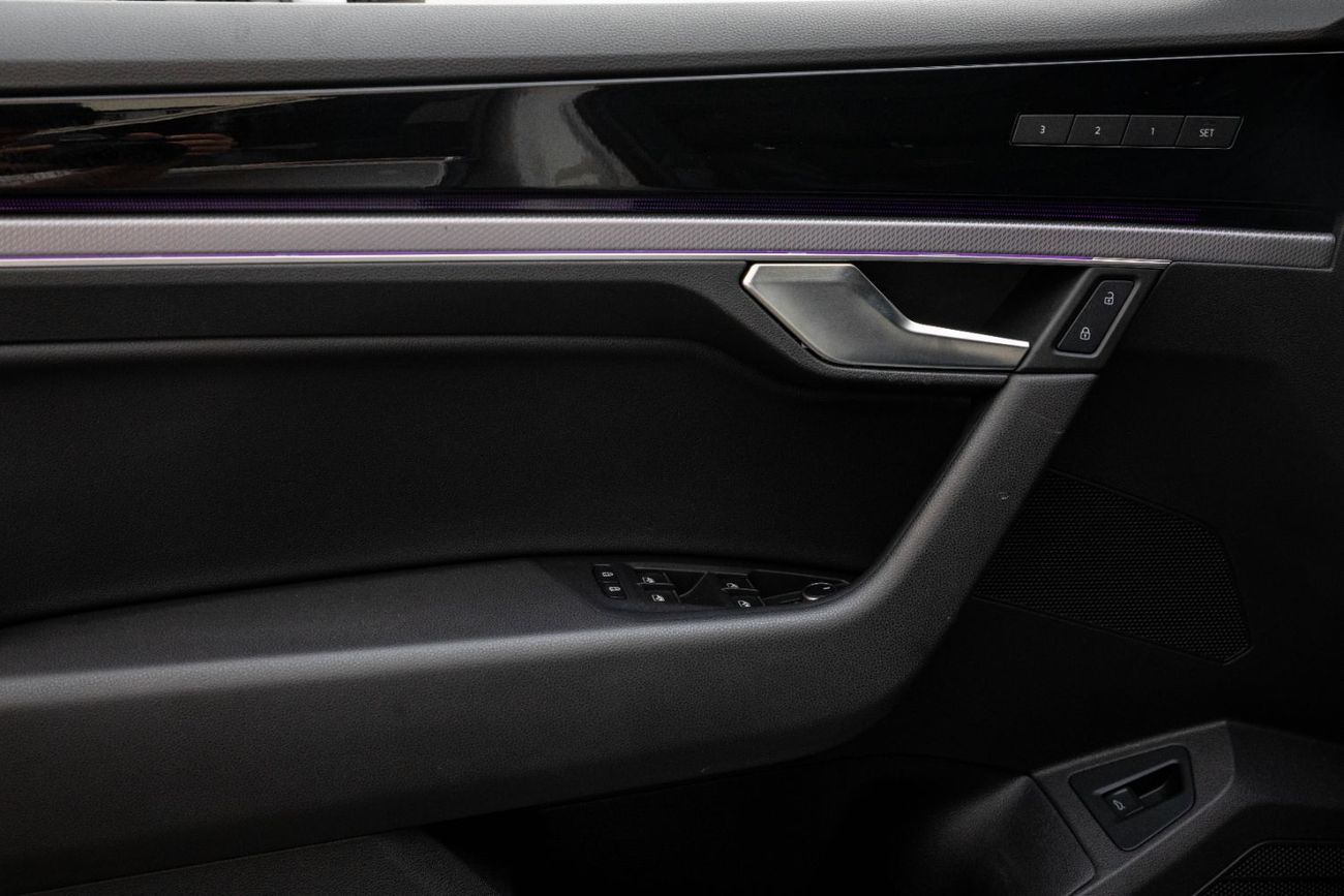 Volkswagen Touareg R-Line | 4,171 P.M | 0% Downpayment | WARRANTY!