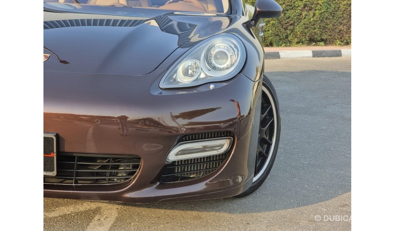 Porsche Panamera Turbo FULL SERVICE HISTORY= LOW MILEAGE = FREE REGISTRATION WARRANTY