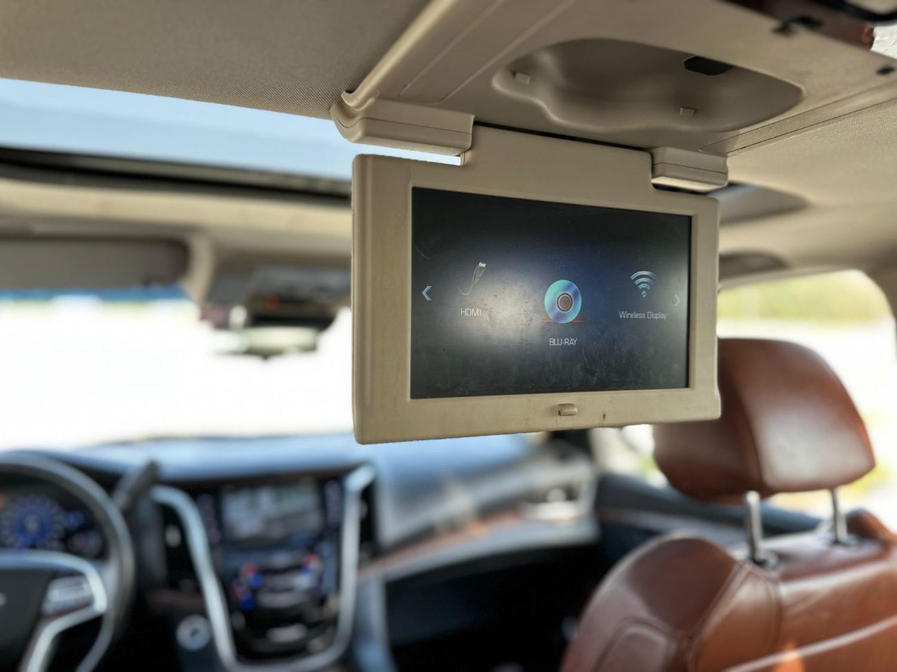 كاديلاك إسكالاد Platinum 6.2L