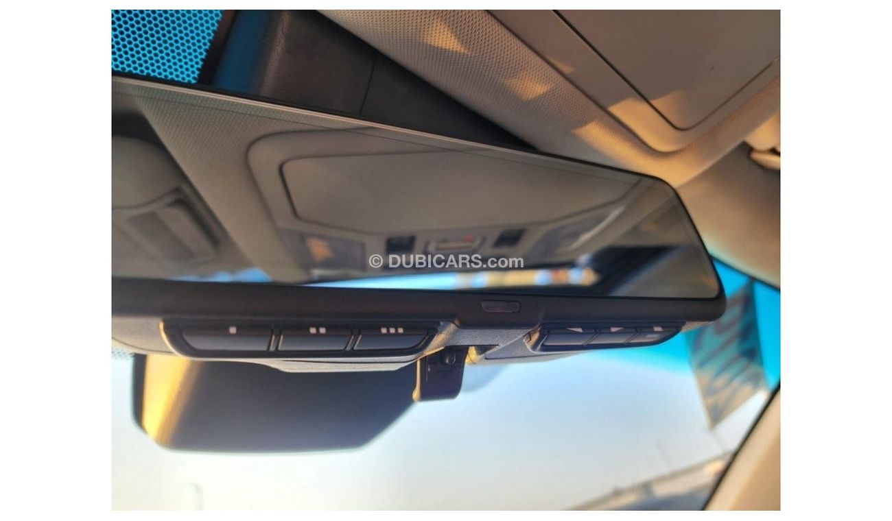 Toyota RAV4 TOYOTA RAV4 XLE HYBRID 2019