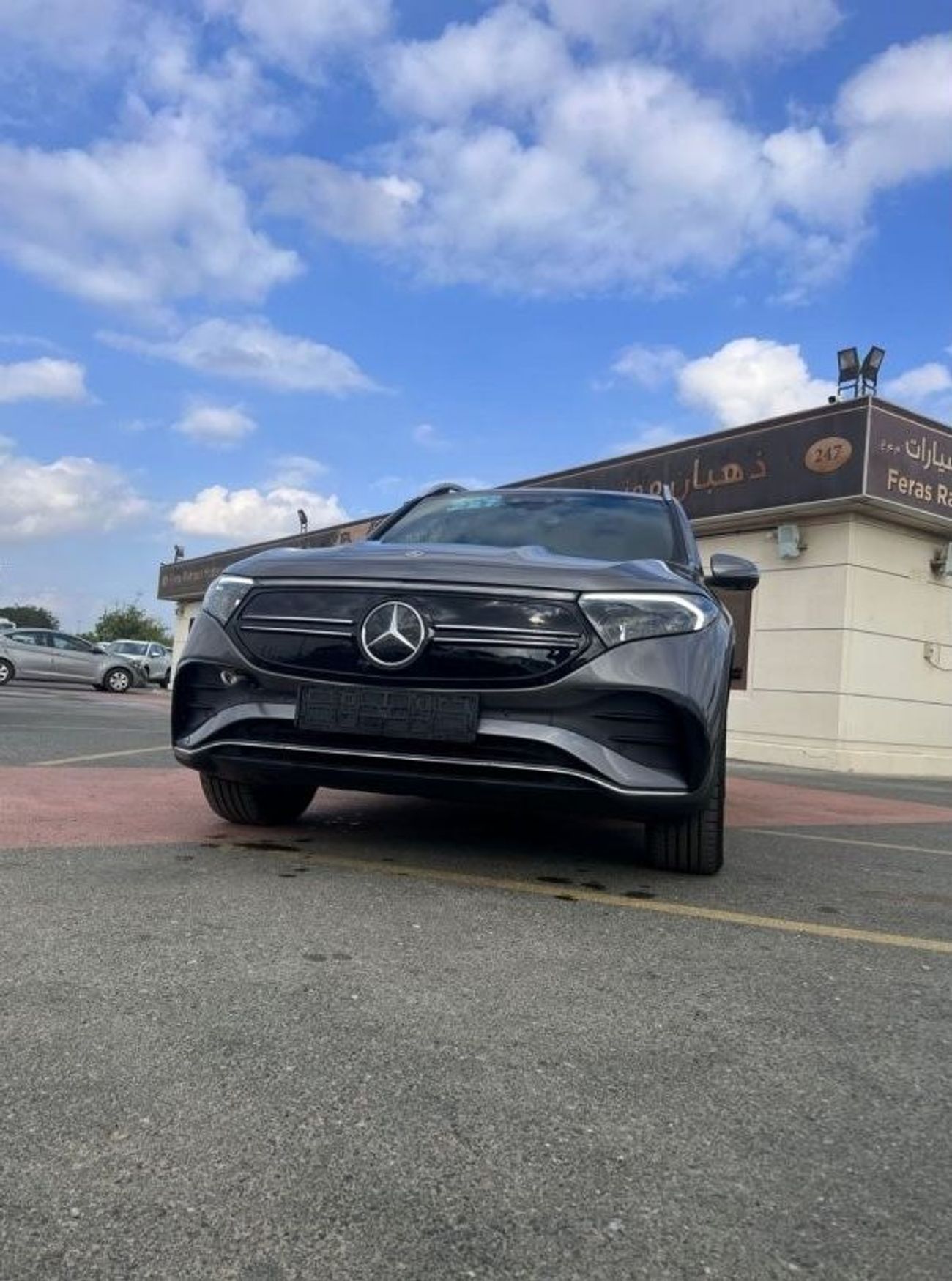 Mercedes-Benz EQB 300 Mercedes-Benz EQB300 4MATIC