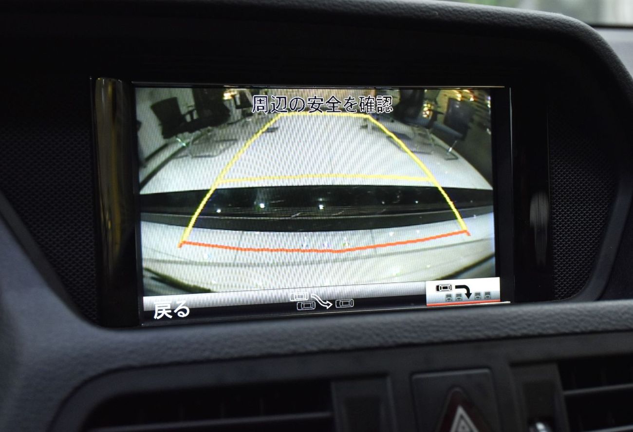 Mercedes-Benz E 350 EXCELLENT DEAL for our Mercedes Benz E350 Convertible ( 2013 Model ) in White Color Japanese Specs