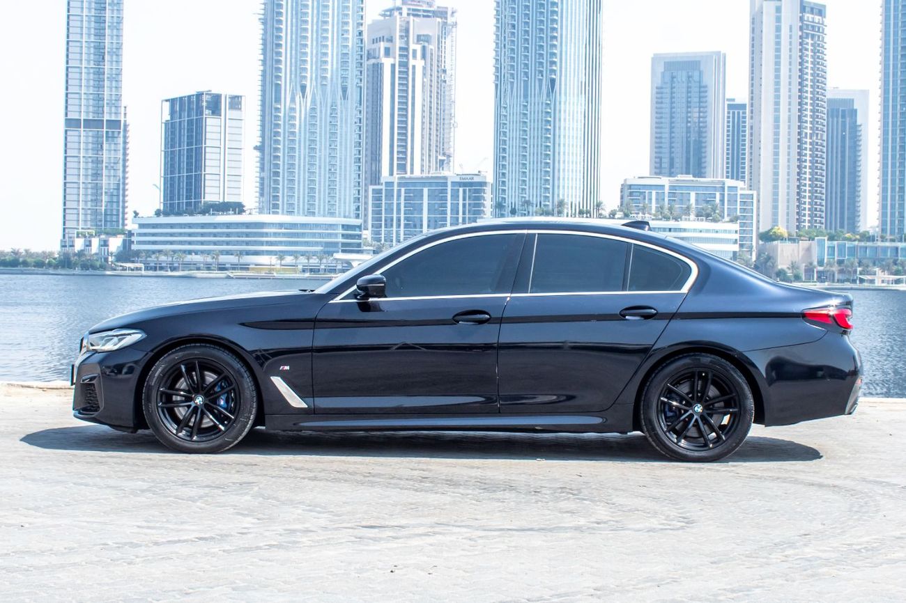 بي أم دبليو 520i M Sport Comfort 2.0L