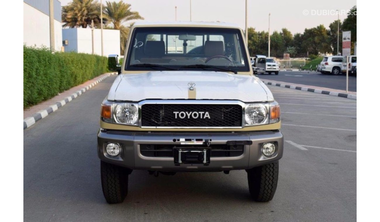 Toyota Land Cruiser Pick Up 2018 MODEL SINGLE CAB PICKUP LX V6 4.0L PETROL  4WD, WINCH, DIFF.LOCK  MANUAL