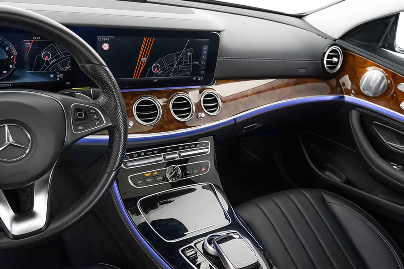 Mercedes-Benz E 400 3.0 V6