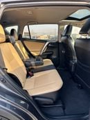 Toyota RAV4 XLE premium Sunroof,Push start,Leather seats