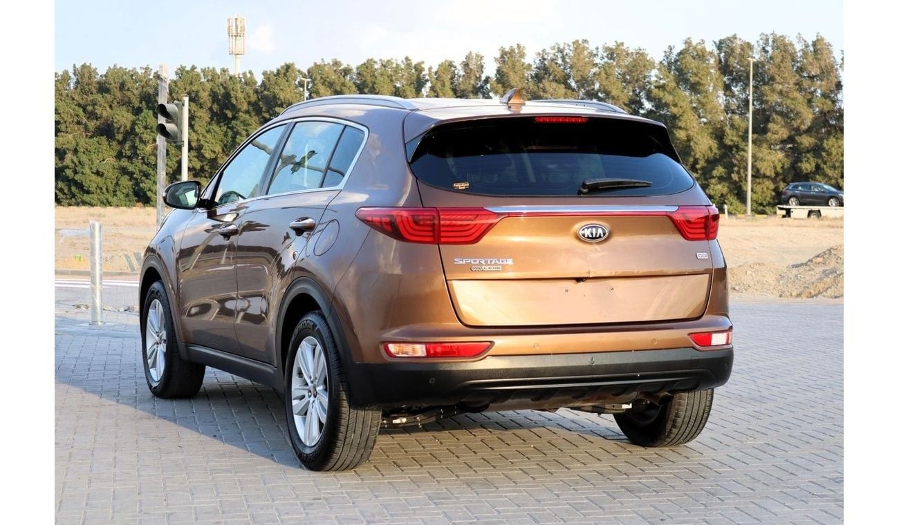 Kia Sportage Base 1.6L