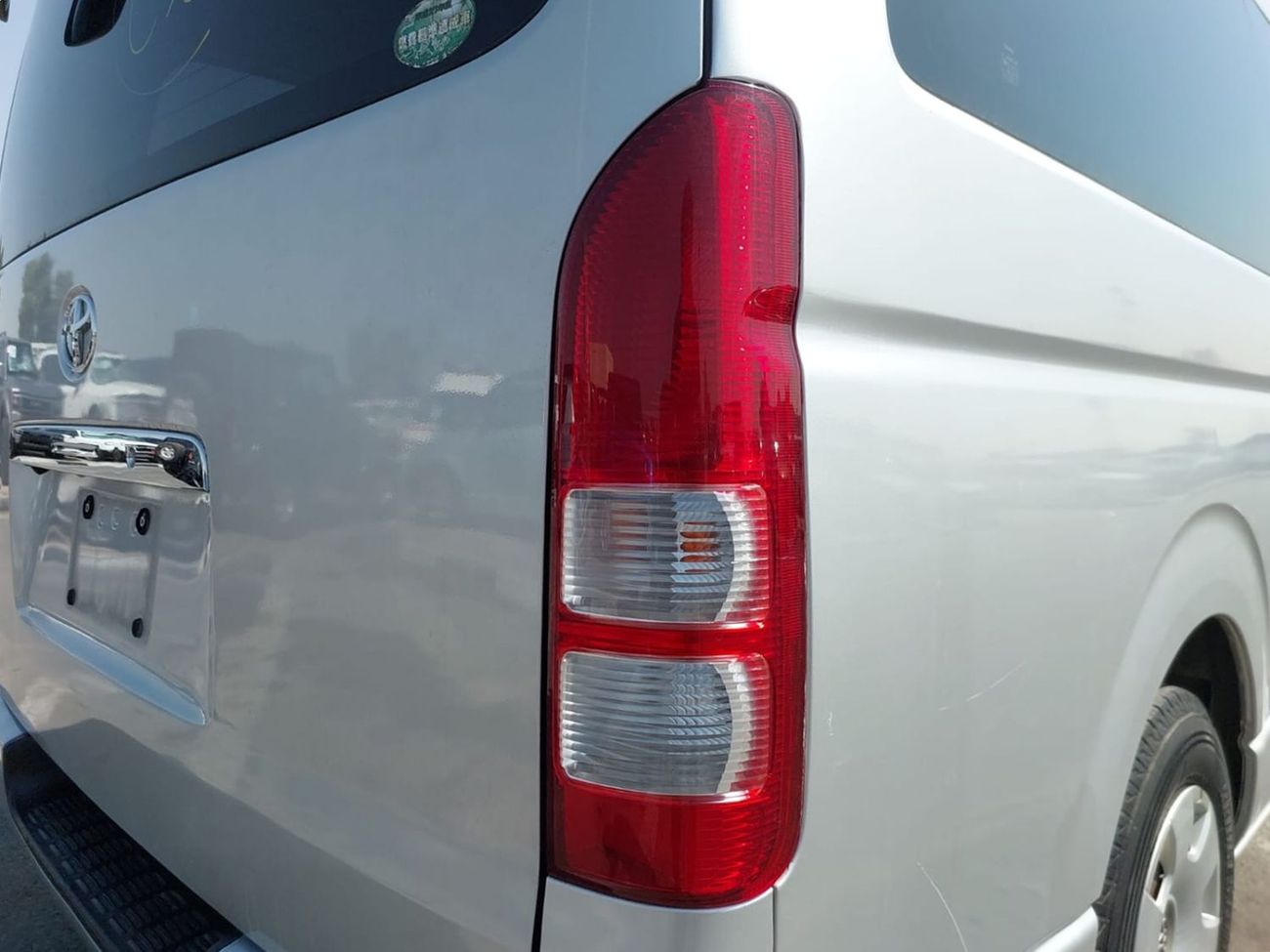 Toyota Hiace (RAMADAN OFFER) TOYOTA HIACE VAN RHD 2012 MODEL 3.0 L DIESEL AUTOMATIC(PM09422)