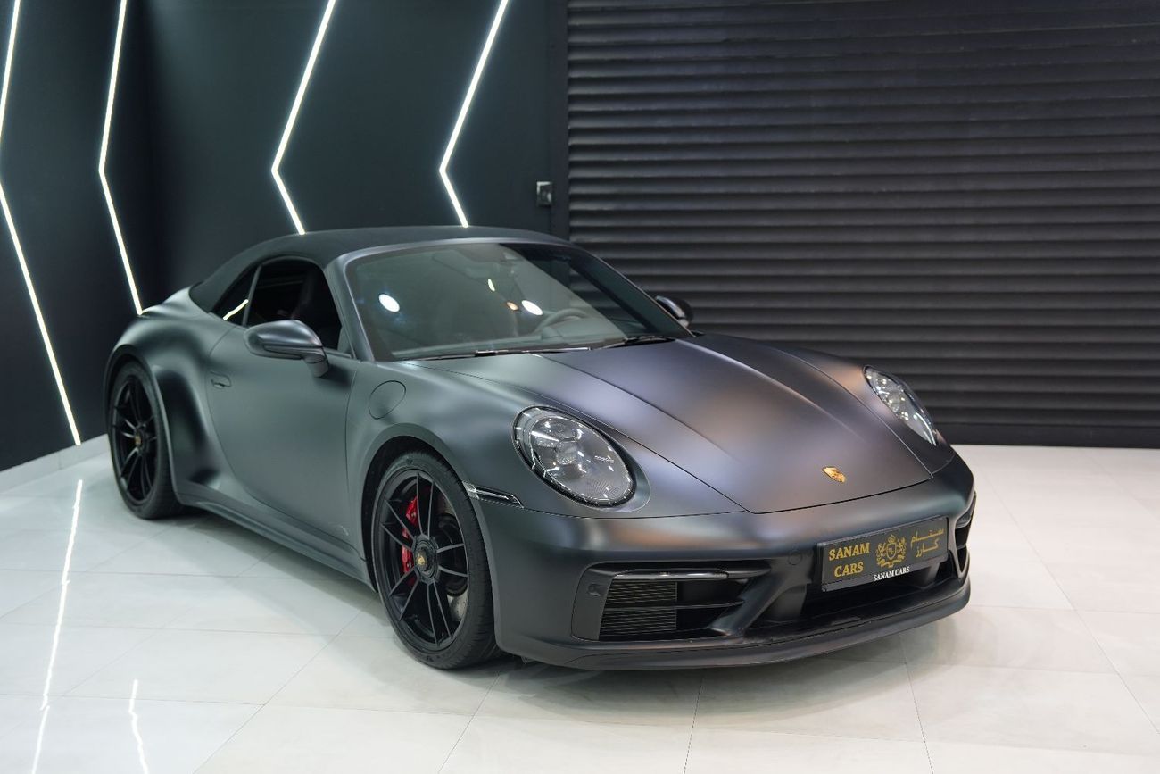 بورش 911 Carrera GTS 3.0L (450 HP) Convertible Bose Audio, Sport Chrono Package, Al Nabooda Warranty!!