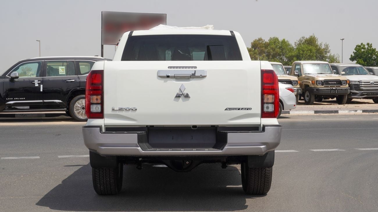 Mitsubishi L200 Brand New Mitsubishi Sportero 2.4L 2025 Diesel 4WD |White/Black |L200-SPORTERO25-A |FOR EXPORT