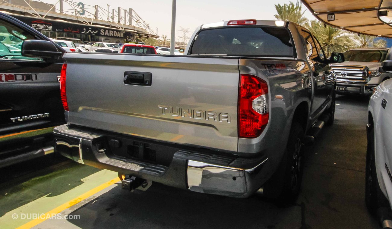 Toyota Tundra Crewmax