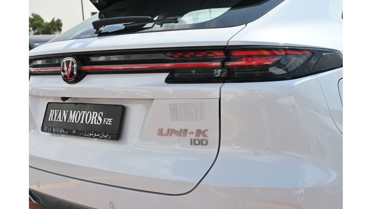 تشنجان يوني ك 2023 Changan Uni-K 1.5L Turbo Plug-in Hybrid, Color White 120km Electric Range. SUV