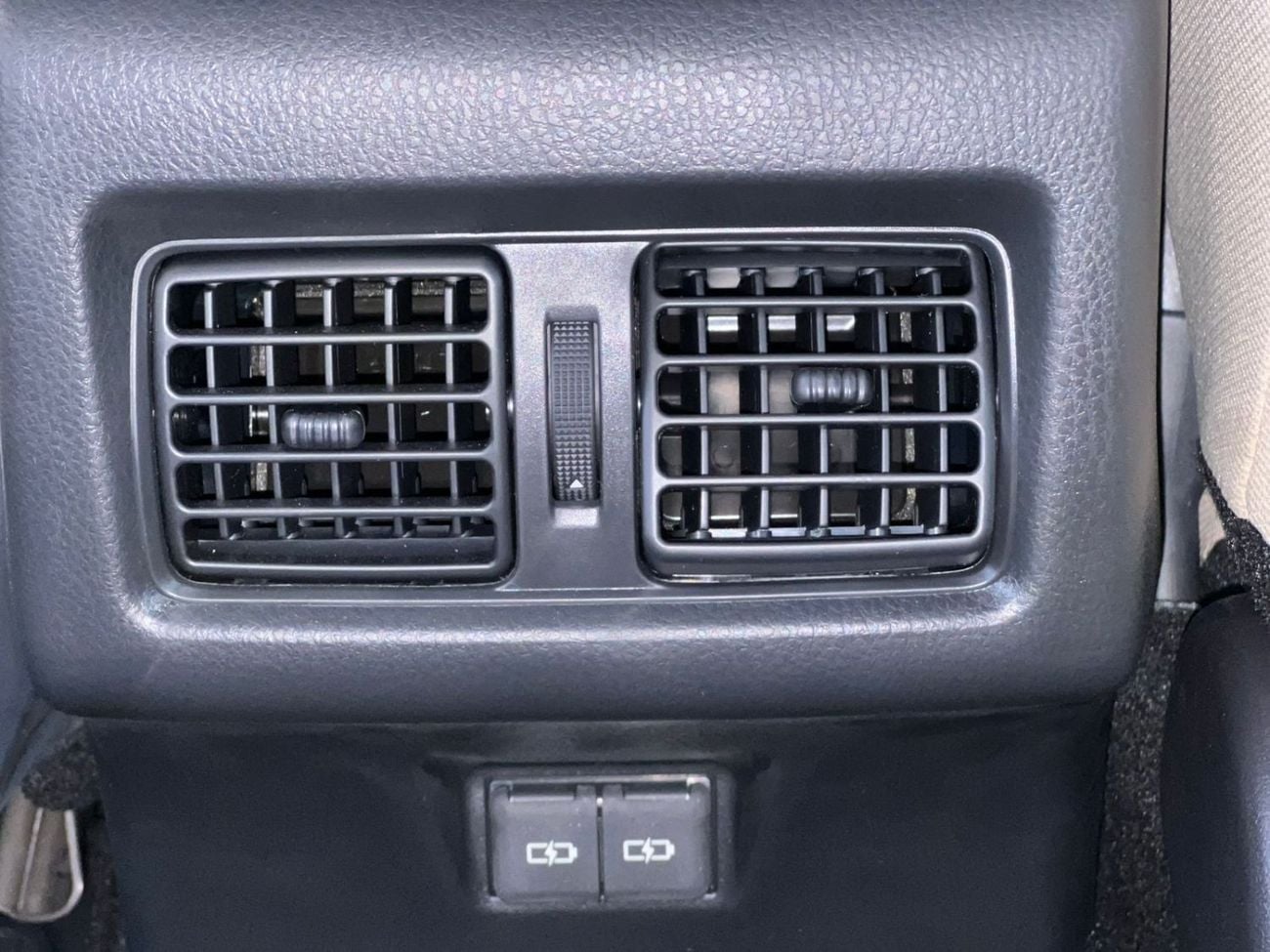 Toyota Camry GLE 2.5L Hybrid